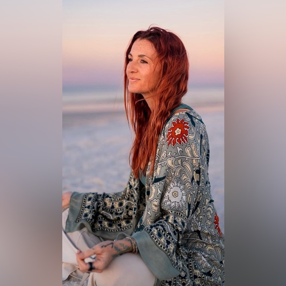 Free People Magic Dance Kimono Green Tea One Size Fits All - Picture 2 of 6